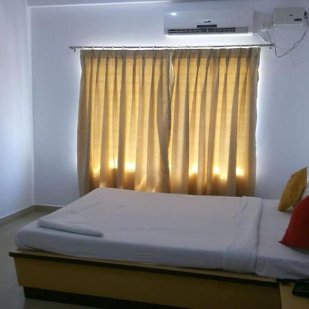 Hotel Kalyani Mysore Esterno foto