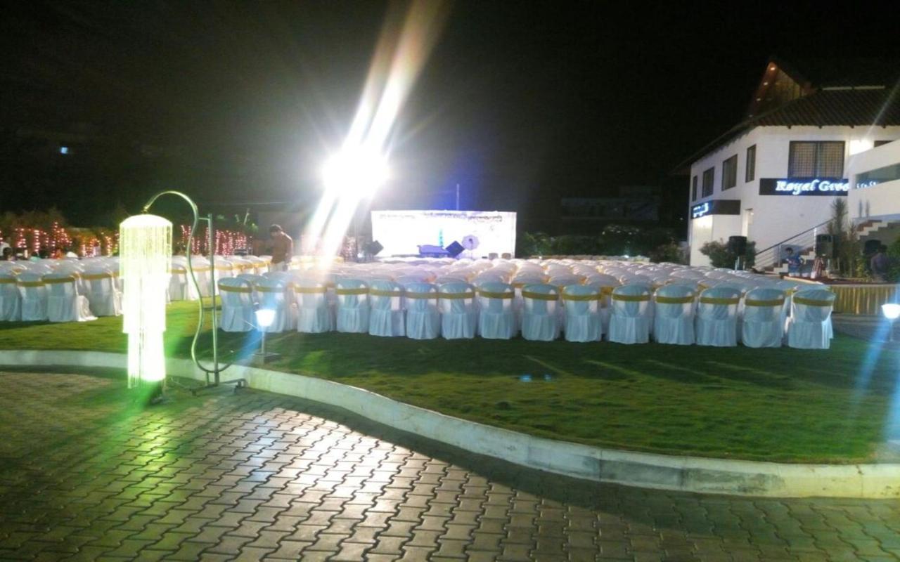 Hotel Kalyani Mysore Esterno foto