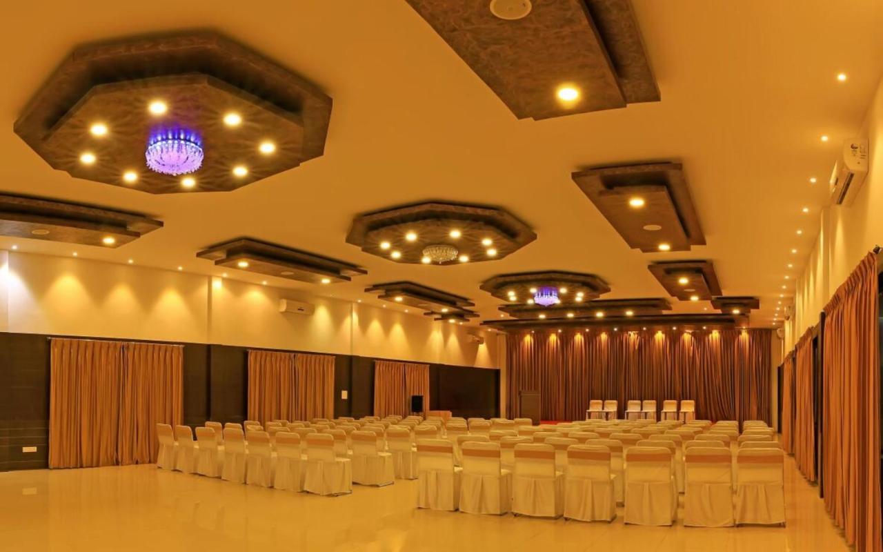 Hotel Kalyani Mysore Esterno foto