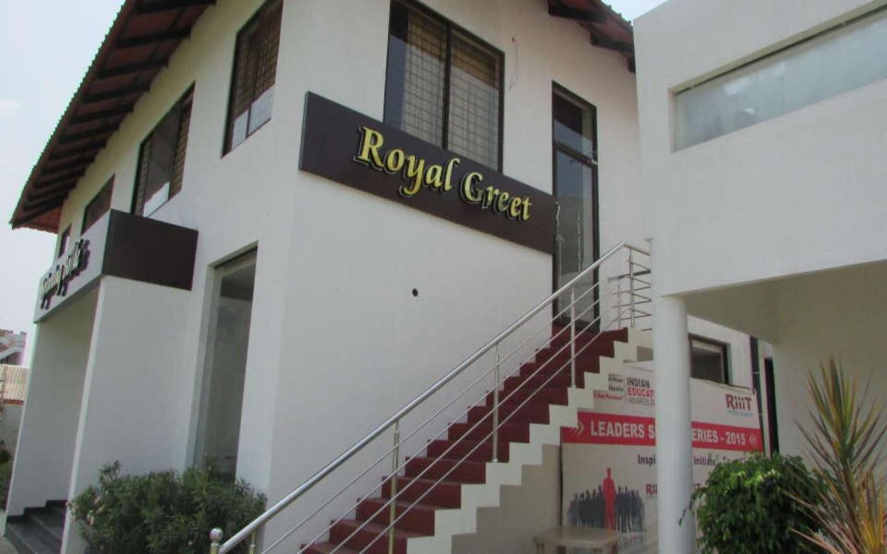 Hotel Kalyani Mysore Esterno foto