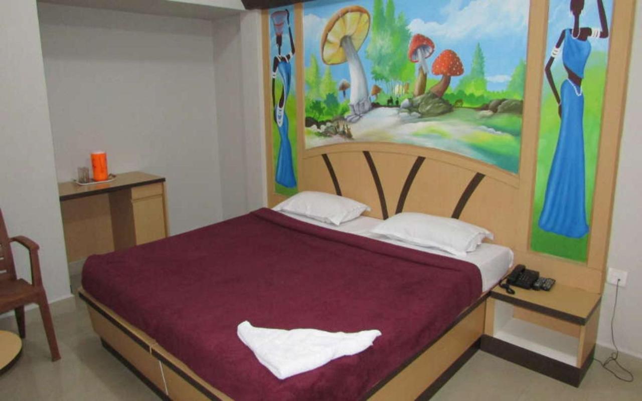 Hotel Kalyani Mysore Esterno foto
