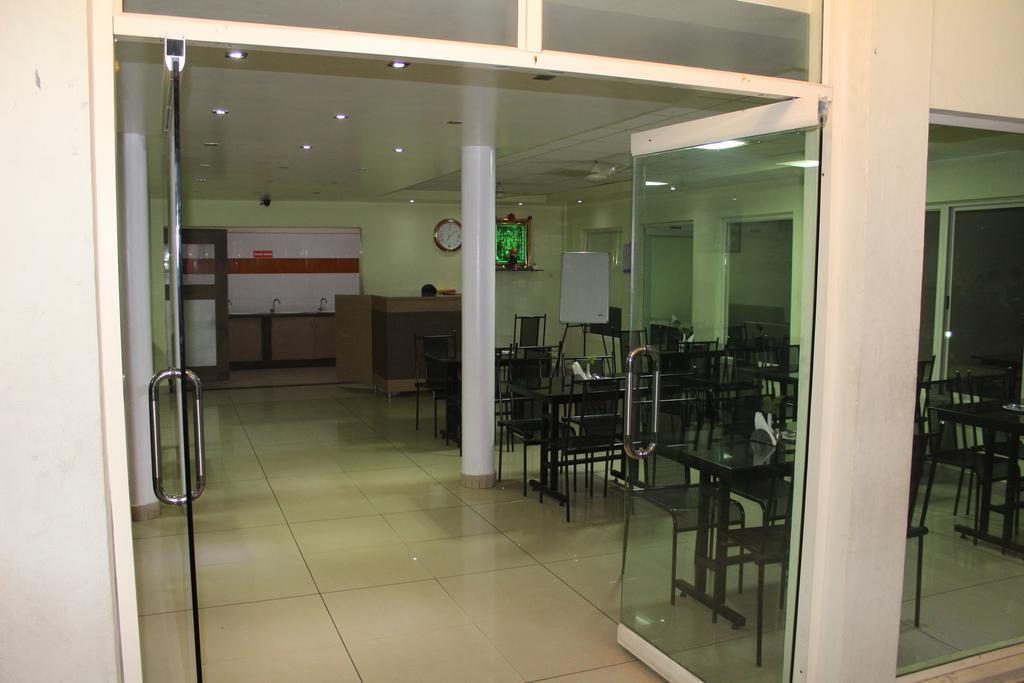 Hotel Kalyani Mysore Esterno foto